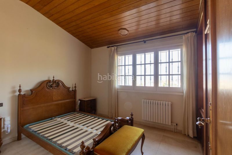 Foto 2dbd5b5e-7d59-46a3-808a-b00a99593088. Xalet amb calefacció aparcament piscina a Eixample - Can Bogunyà Castellar del Vallès