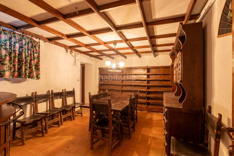 Foto 39cc0f3e-af0e-435b-9ed8-e3530fbe1495. Xalet amb calefacció aparcament piscina a Eixample - Can Bogunyà Castellar del Vallès