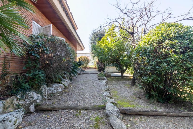 Foto e6586adf-993b-4603-b0aa-cf7c80edf13b. Xalet amb calefacció aparcament piscina a Eixample - Can Bogunyà Castellar del Vallès