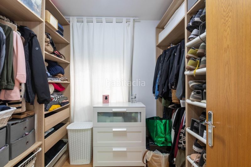 Foto a21bd0bc-9d12-42b3-a2c9-dcc06e663d0c. Pis amb calefacció aparcament a Torre - Sana Terrassa