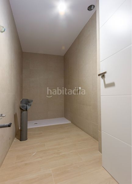 Foto 6a7a201b-6e82-42ff-9586-58b6bc024df5. Casa adossada amb calefacció a Barri del Centre Terrassa
