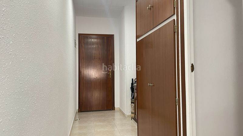 Foto 34801030-3348-4d71-b9c2-ca8c20e0f515. Casa adossada amb calefacció aparcament a Zona Esportiva Terrassa