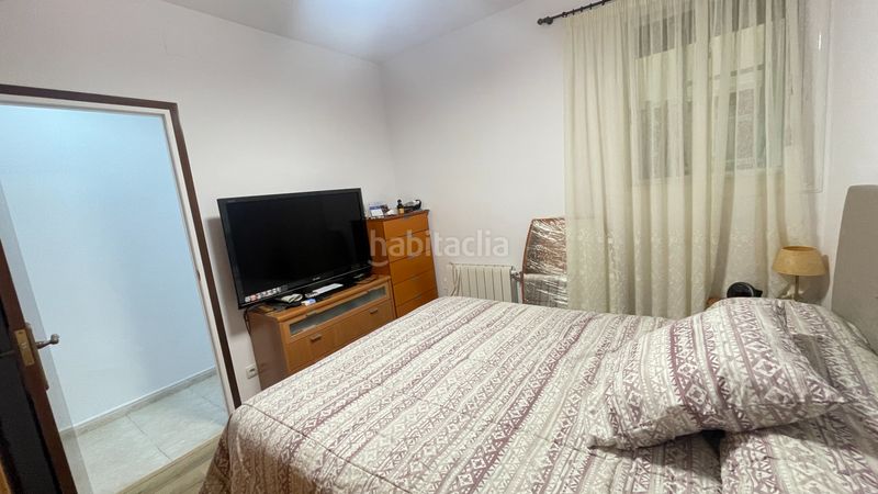 Foto 90bd9c5e-65fe-401c-be8d-b19b5a3b9bc1. Casa adossada amb calefacció aparcament a Zona Esportiva Terrassa