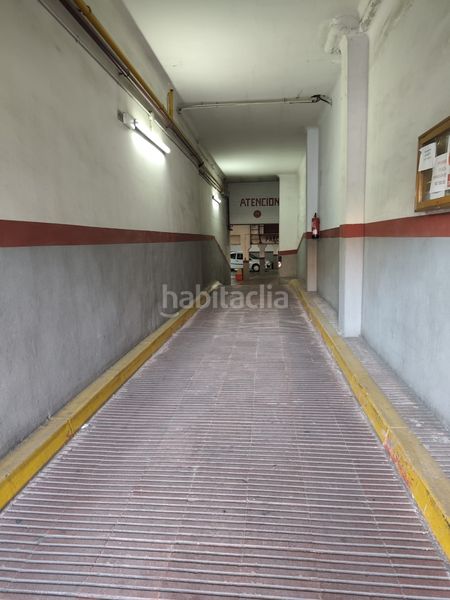 Foto d67c601c-3237-40b3-8367-b6f46b907759. Aparcament cotxe a Can Boada Terrassa