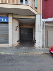 Aparcament cotxe  Carrer de la hispanitat. Parking en venta, puerta atomatica