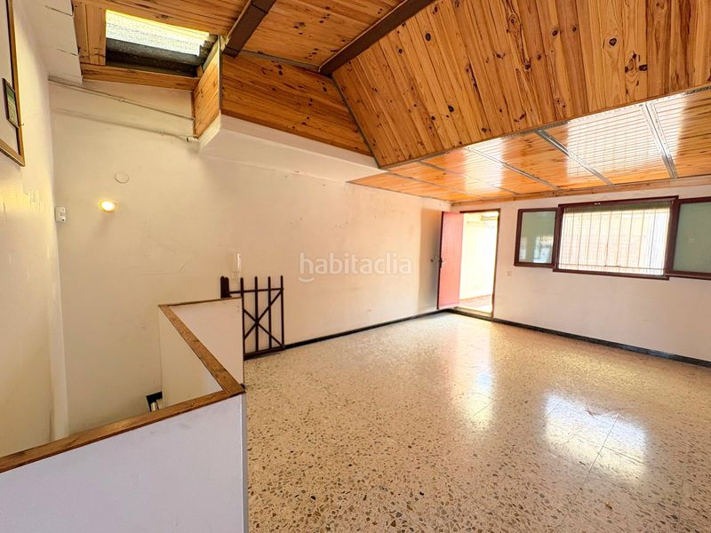Foto 2b70f532-a73d-48b4-b842-8e8f9a93070b. Casa adossada amb calefacció aparcament a La Cogullada Terrassa