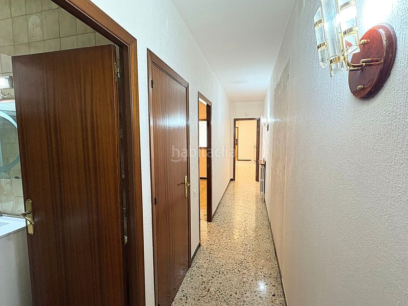 Foto 3a68c7b0-7bf4-4bde-98b1-23f4e3d72209. Casa adossada amb calefacció aparcament a La Cogullada Terrassa