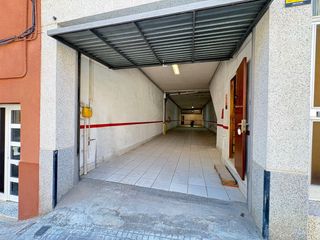 Casa adossada  Carrer de mozart. Gran casa, 3 habitaciones dobles, 3 terrazas y  gran parking
