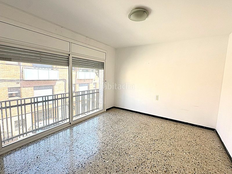 Foto ca877492-3cda-4001-b3a7-c49d88f554aa. Casa adossada amb calefacció aparcament a La Cogullada Terrassa