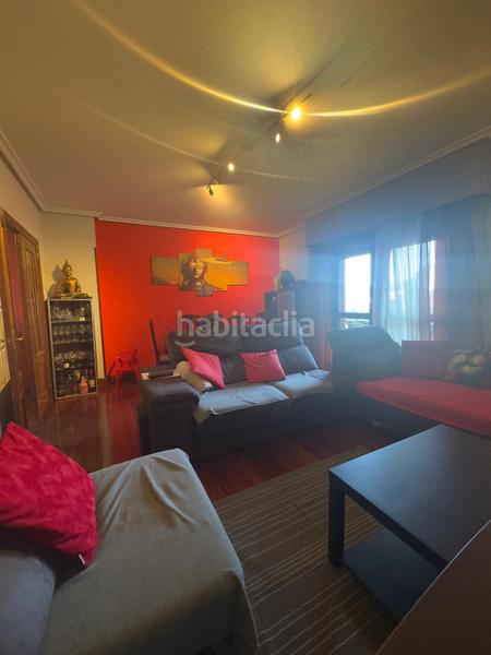 Foto 7c8f71c9-65a0-4806-83c9-f92eb15bbd19. Piso en San Adrián Bilbao