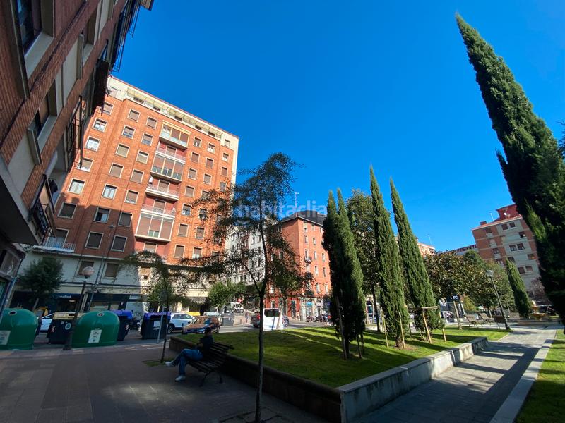 Foto c0075829-2149-4b13-8cbb-5d2f4aeebd3e. Pis a Rekalde Centro Bilbao