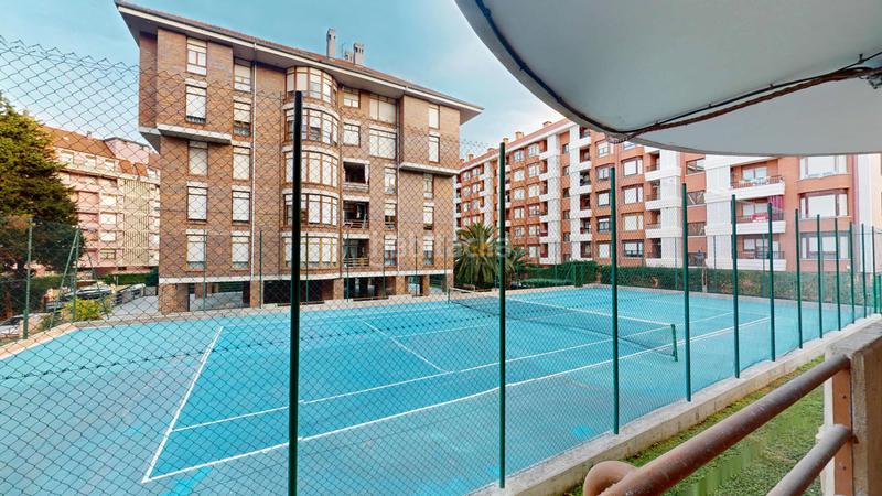 Foto e0e1bd98-8689-4190-b698-ff480dbfef03. Piso en Brazomar Castro - Urdiales