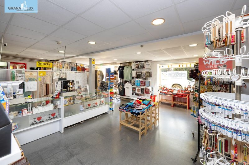 Foto 7c7457db-984a-45cf-9c7b-4b828cdfbffb. Edifici a San Matías - Realejo Granada