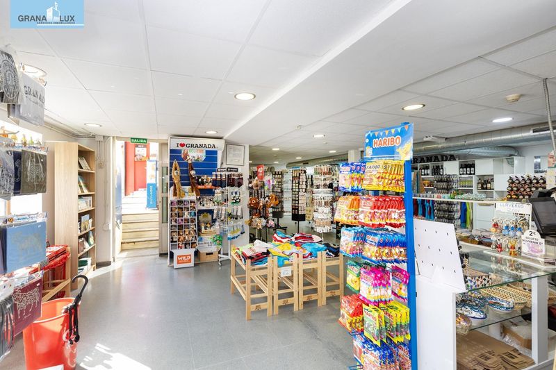 Foto ff3f9bac-b161-4465-b58c-fb4596a500d8. Edifici a San Matías - Realejo Granada