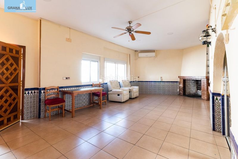 Foto a073b6e9-91b9-48d3-8552-2e190b5148e5. Casa adossada amb calefacció a Santa Fe
