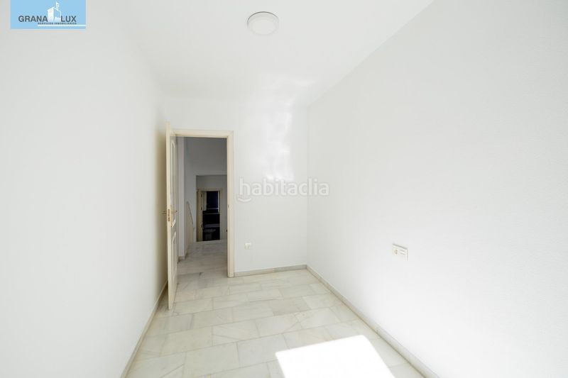 Foto 4851cf61-fed1-49b4-8951-c9ec102d73b2. Casa adossada amb aparcament a Poniente Armilla