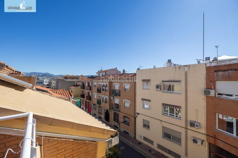 Foto 5f02c86d-cdfe-4eb2-84d7-b93080abf829. Casa adossada amb aparcament a Poniente Armilla