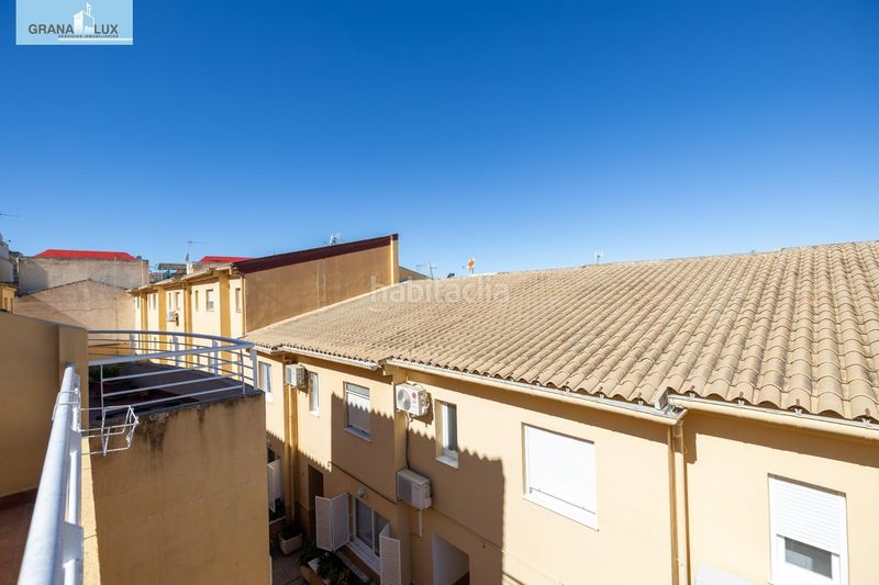 Foto 873bfa4c-4505-402c-8176-c6ae1cd7c3ae. Casa adossada amb aparcament a Poniente Armilla