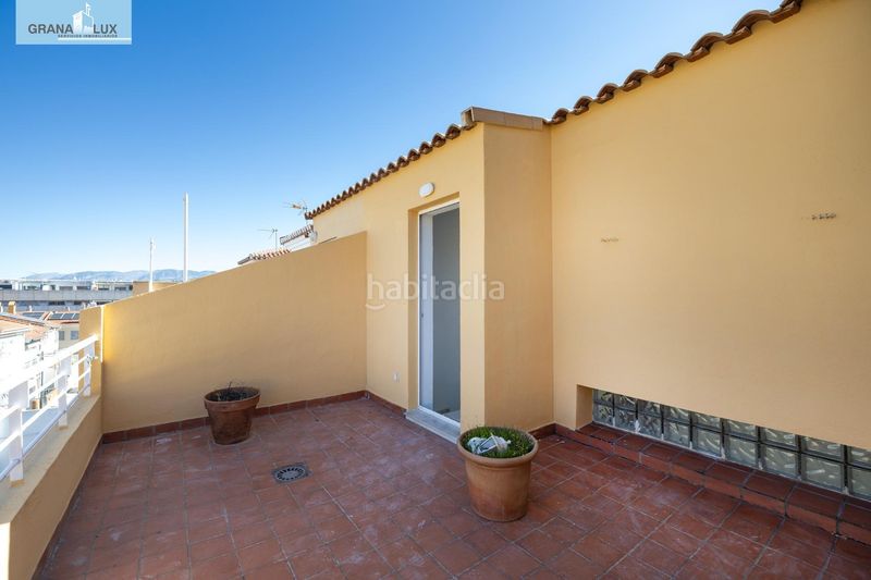 Foto a7e32efa-005f-48a3-b269-59670d942c53. Casa adossada amb aparcament a Poniente Armilla