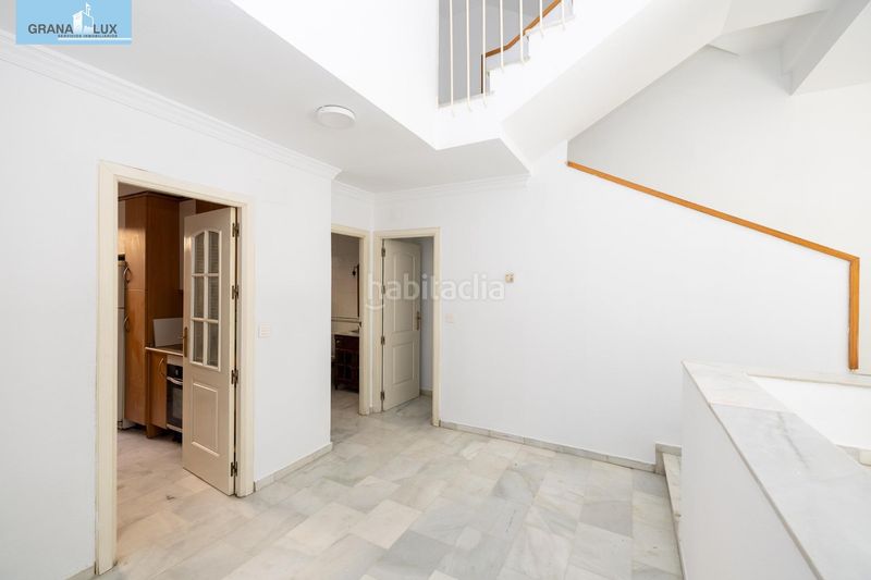 Foto bac21161-2ad2-49b5-a1b0-996056d3ccb6. Casa adossada amb aparcament a Poniente Armilla