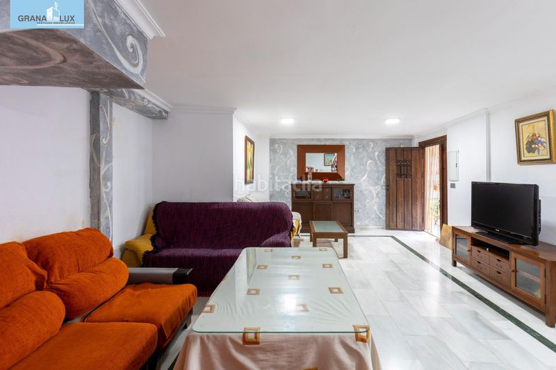 Foto adcf2fa2-1138-48a7-ba11-9ea678fc4170. Casa a Almuñecar centro Almuñécar