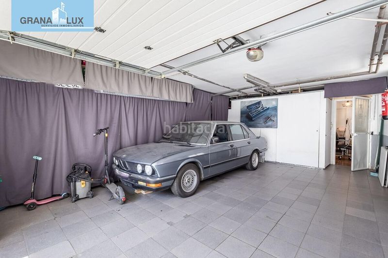 Foto 341782e3-d1f8-4d38-b5bf-d95a8adb9522. Casa aparellada amb aparcament a Atarfe