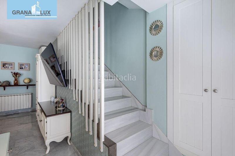 Foto 8d77c017-5e09-4f50-900d-bb7f87a9b957. Casa aparellada amb aparcament a Atarfe