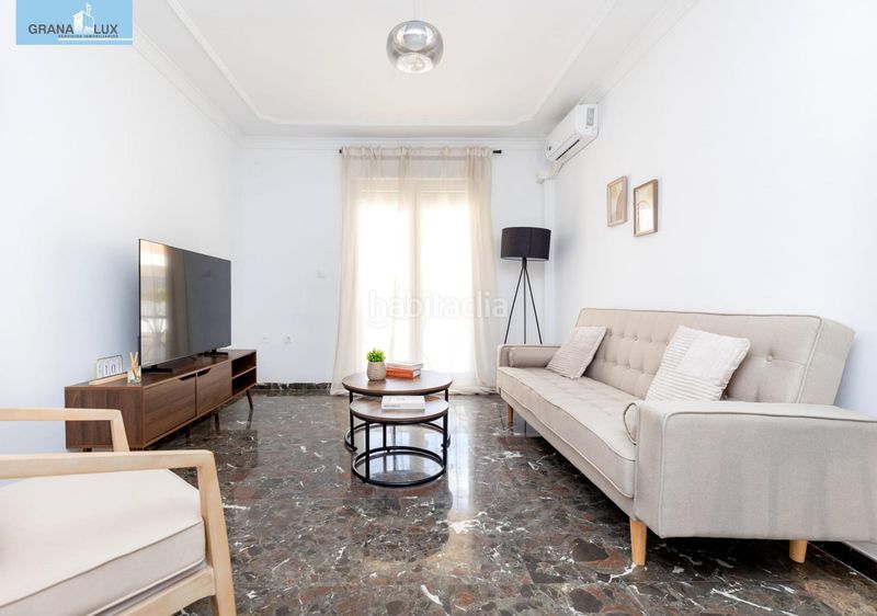 Foto b5c2ec8a-8f1b-4c42-81d8-4ce58d37d6c3. Pis amb piscina a Gójar