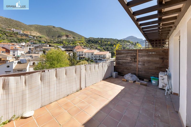 Foto 43e4a8ec-b7d9-4e1d-a2d4-9339e1437343. Pis amb aparcament a Monachil pueblo Monachil