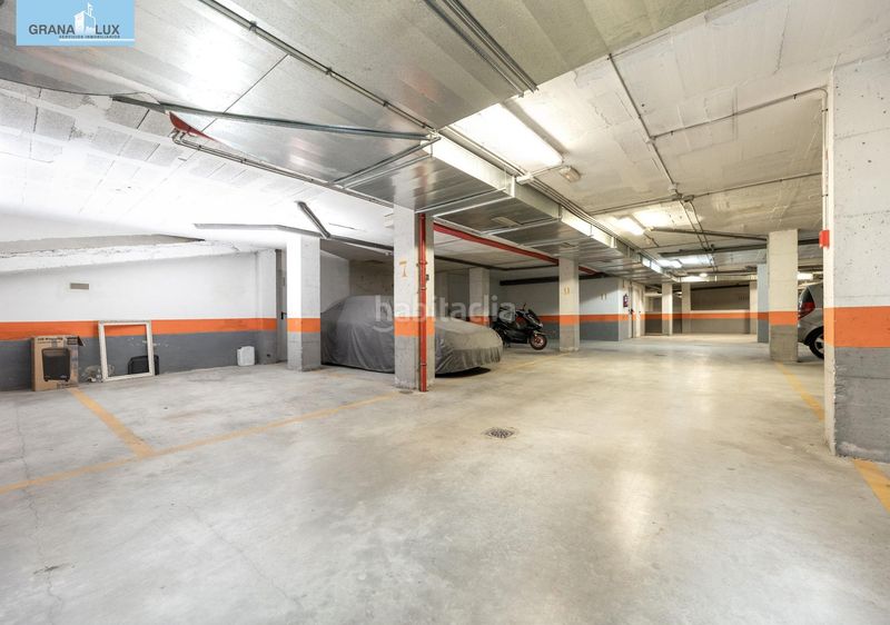 Foto c3a5a666-acd0-44aa-ae82-828c2d144d51. Pis amb aparcament a Monachil pueblo Monachil