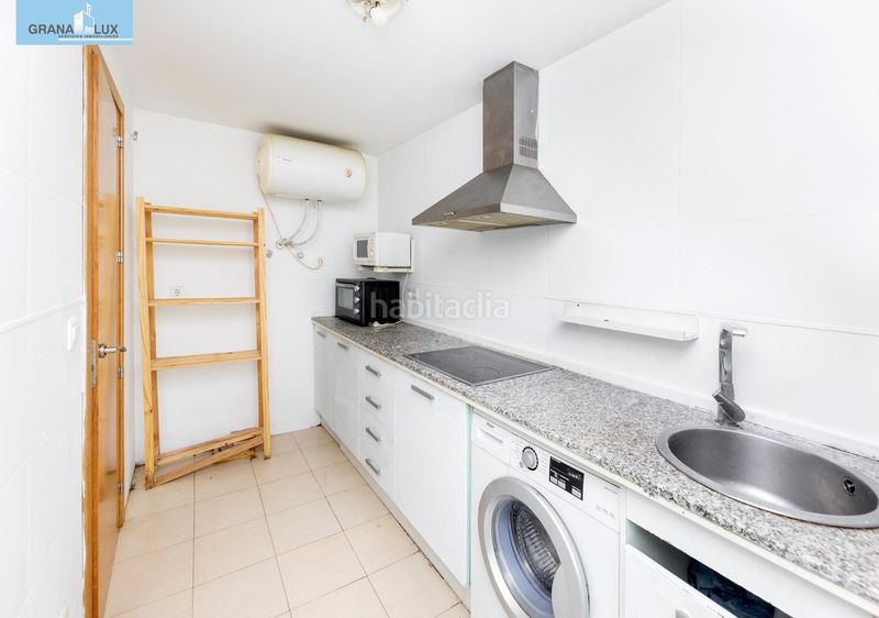 Foto ce3fac2d-309a-4564-ab92-bda604ebde86. Pis amb aparcament a Monachil pueblo Monachil