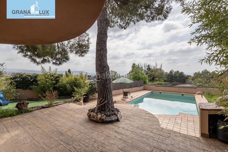 Foto 12dd178c-8c9b-4d6b-8f92-c14cdb00cf2f. Casa amb aparcament piscina a Peligros