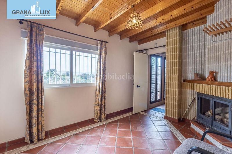 Foto e5beef1b-7df4-406a-bd69-2c41017bbc64. Casa amb aparcament piscina a Peligros