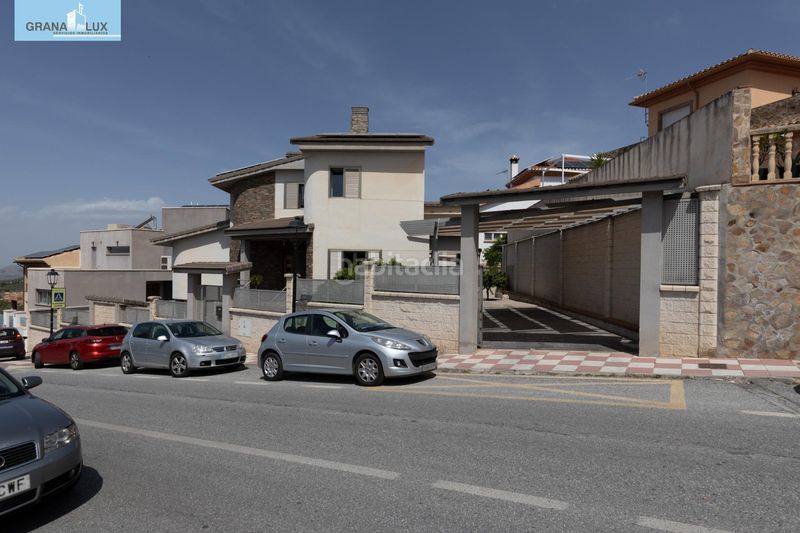 Foto b8502d40-7e8c-4ccb-aead-1036f5d1fb77. Casa amb aparcament piscina a Alfacar
