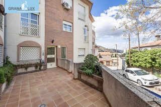 Piso  Calle de vista blanca. Perfecto piso en cenes de la vega