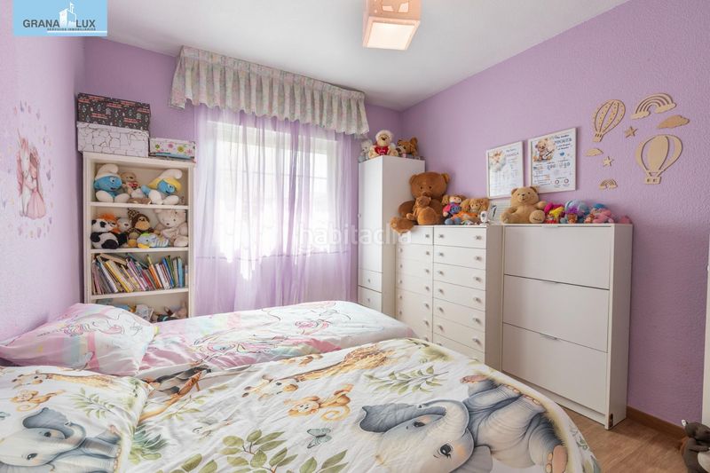 Foto 3205b913-d42f-4403-bef0-b3d331ba6547. Casa amb aparcament a San Miguel Armilla