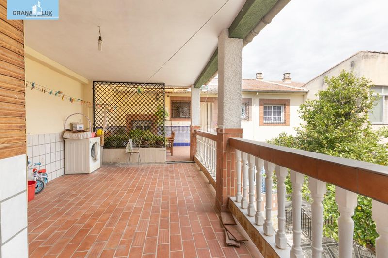 Foto 33593dbd-8857-42b8-8fb1-5e1cb578eb8b. Casa amb aparcament a San Miguel Armilla