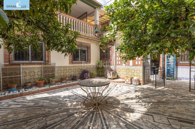 Foto 84d8eeb1-31d5-4c3d-932d-d932a611d8ce. Casa amb aparcament a San Miguel Armilla