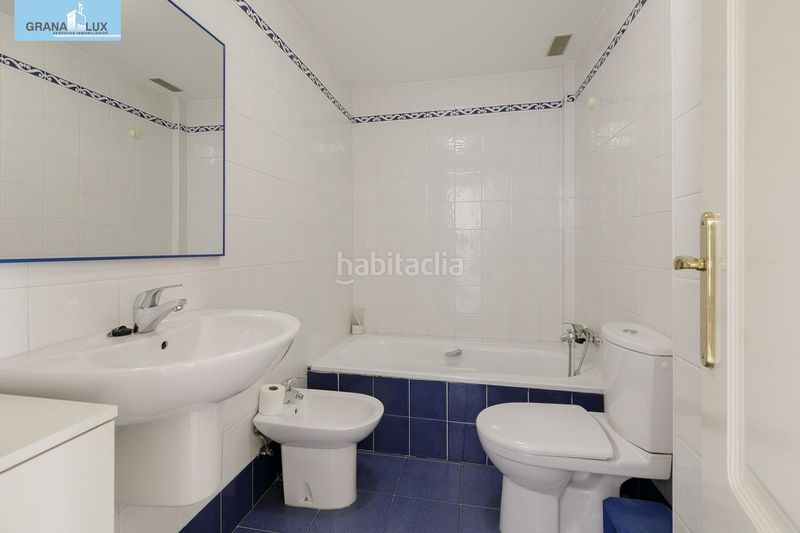 Foto bd3053b5-c0b0-414f-bc9d-8a4b7222adba. Casa adossada amb calefacció aparcament a San Miguel Armilla