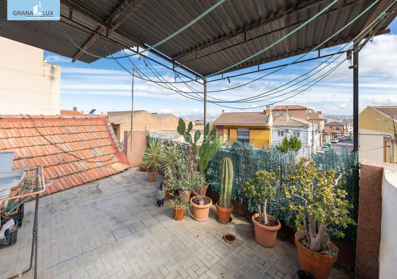 Foto c4ff9673-042d-4ef6-b62c-3cc483847213. Casa a Poniente Armilla