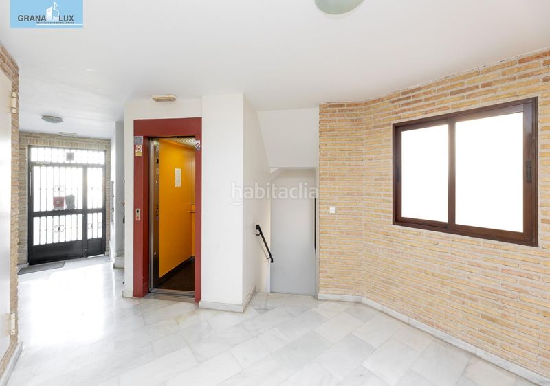 Foto 93b7b252-59f3-4622-a9a8-70166b44fee9. Àtic amb aparcament a Barrio de la Vega Monachil