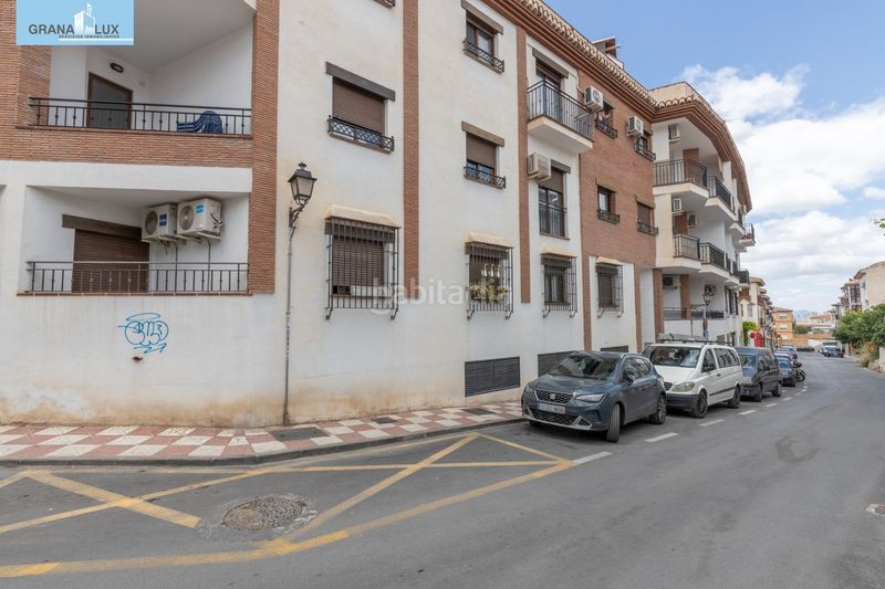 Foto b1489aa6-4ec5-4c41-95c7-79bb0657cb73. Àtic amb aparcament a La Zubia Ciudad Zubia (La)