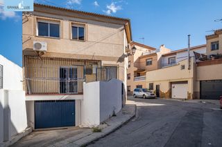 Casa  Calle portones los (ch). Amplia casa en gabia chica