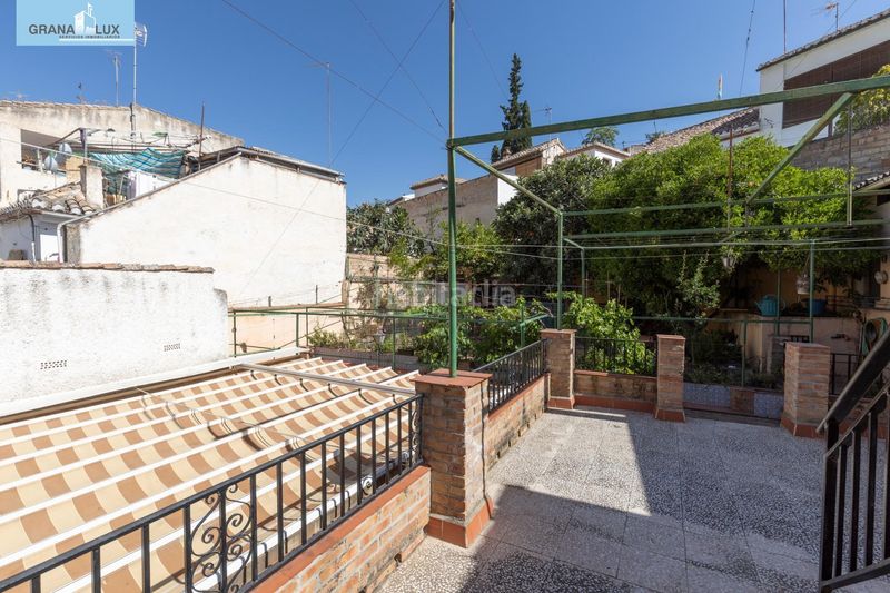 Foto ee162d89-db49-4b03-937c-eb4304f71159. Casa amb aparcament a Barrio de Albaicín Granada
