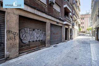 Local Comercial  Calle duende. Local con sótano en pleno centro