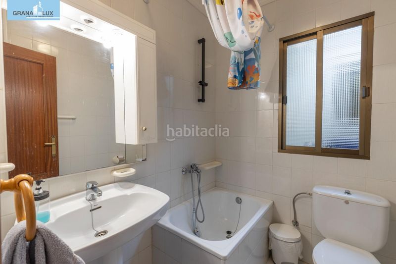 Foto e94296a3-bafb-4604-9c15-24c9baf760ec. Xalet amb calefacció aparcament piscina a Gójar