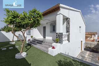 Maison  Calle de los harales. Casa en venta en monachil granada  amplia, luminosa y con gran p