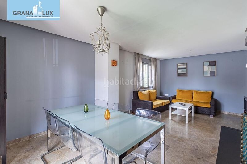 Foto c5396fee-0fae-42a0-a03c-04ab1d36e1c2. Casa aparellada amb calefacció aparcament a Jun
