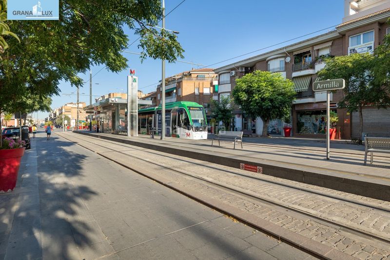 Foto ffbf3e79-92f7-4755-80eb-52471934d95b. Planta baixa amb aparcament a Poniente Armilla