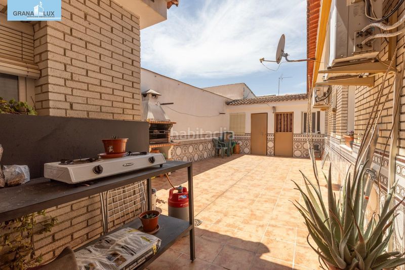 Foto 4c6ea8dc-da1b-46b7-b26e-c2a63344e3bd. Casa amb calefacció aparcament a Láchar